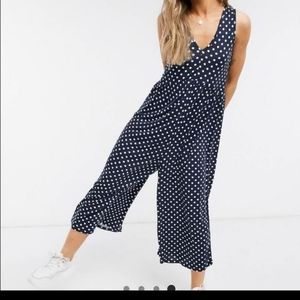 ASOS Jumpsuit Boho Blue Poke Dot Sleeveless V-neck Pleats Sz 2